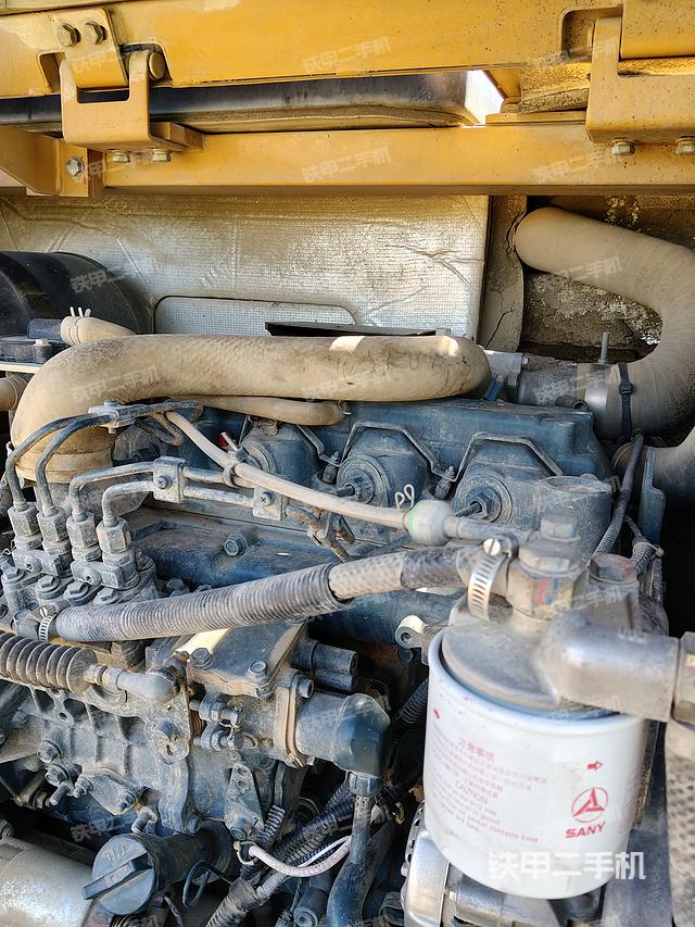 發(fā)動機(jī)整體俯視（整機(jī)外觀）