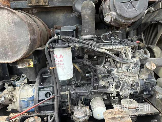 發(fā)動機(jī)整體俯視（整機(jī)外觀）