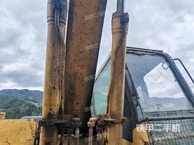 大臂油缸整體?豎拍（工作和回轉裝置）