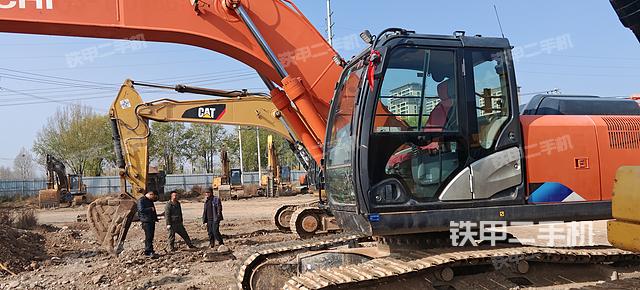 日立ZX240-5A挖掘机