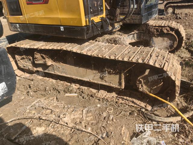 右侧履带整体 （行走机构）