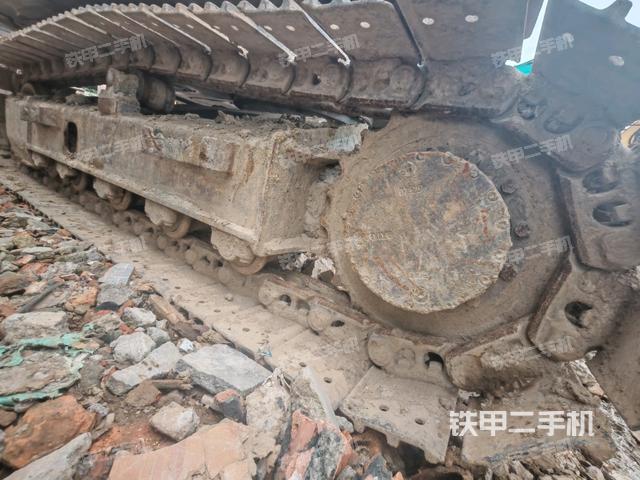 单侧履带整体（整机外观）