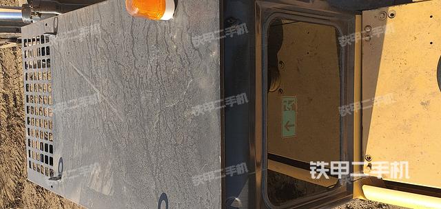 駕駛室頂部（整機(jī)外觀）