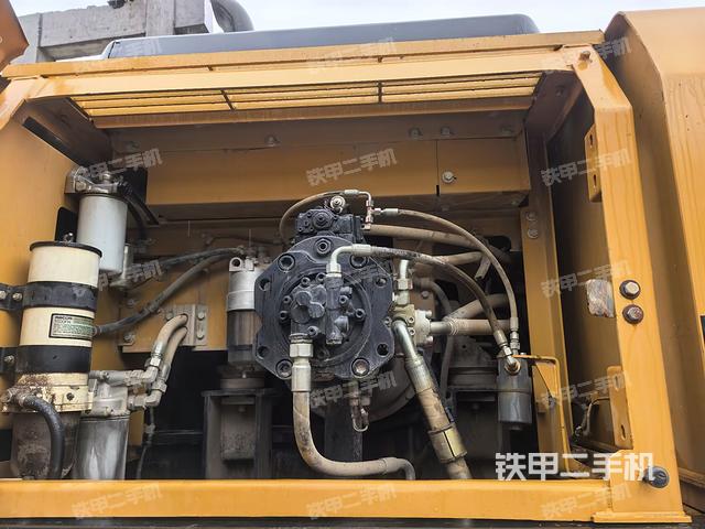 液压泵室（大件舱室）