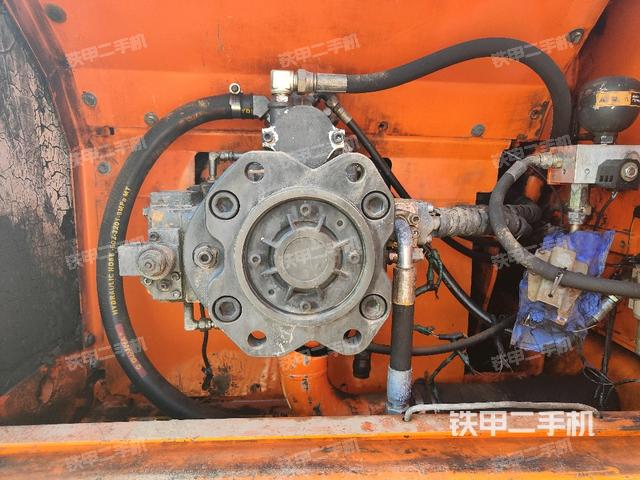 液压泵室（大件舱室）