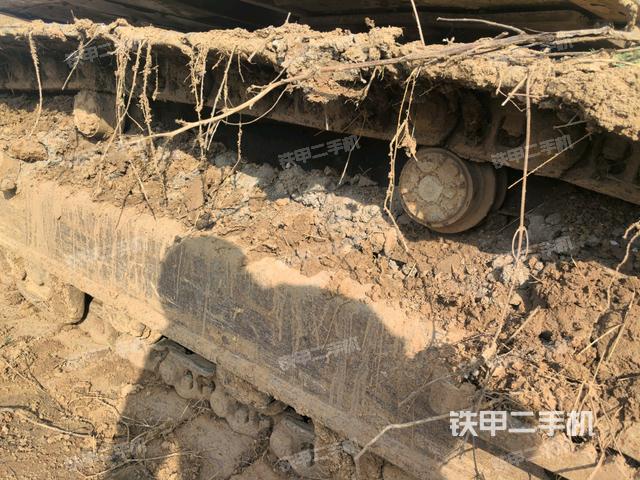 右侧行走马达盖板（行走机构）