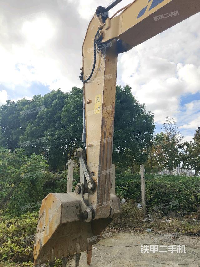 小臂整體左后（工作和回轉(zhuǎn)裝置）