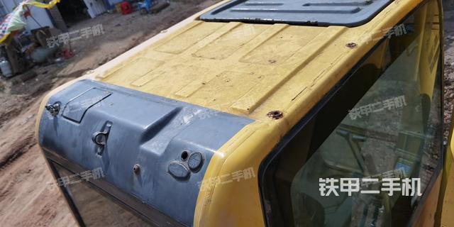 駕駛室頂部（整機(jī)外觀）