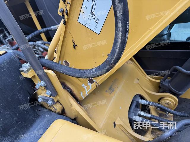 大臂根部?斜視（工作和回轉(zhuǎn)裝置）