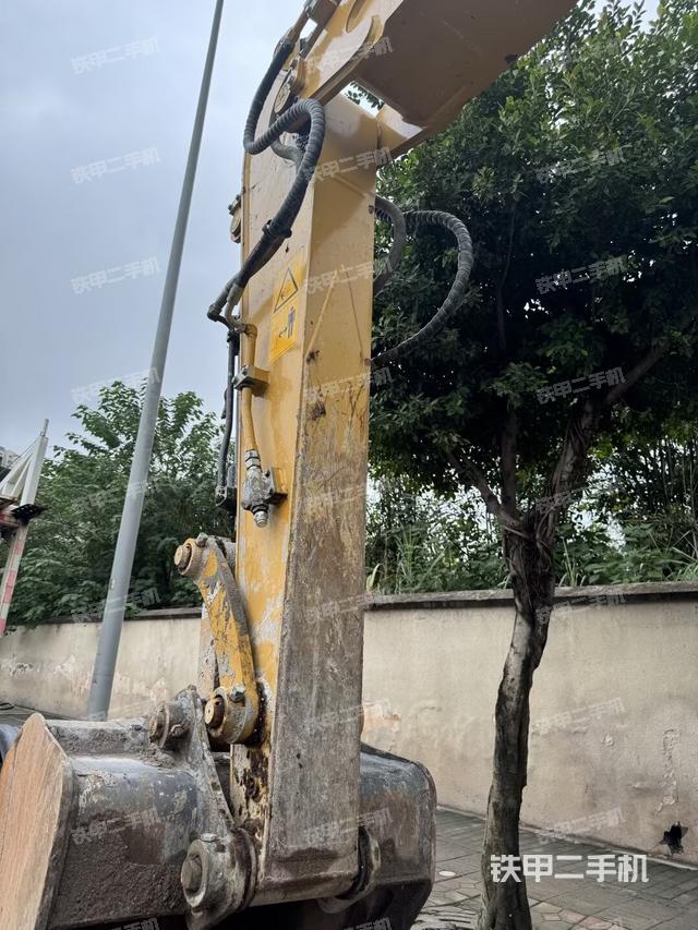 小臂整體左后（工作和回轉(zhuǎn)裝置）