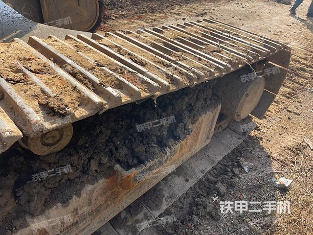 单侧履带整体（整机外观）