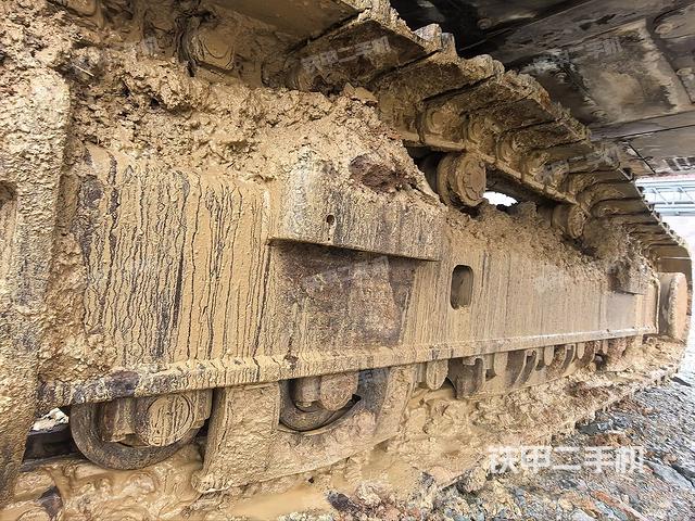 右侧履带整体（行走机构）