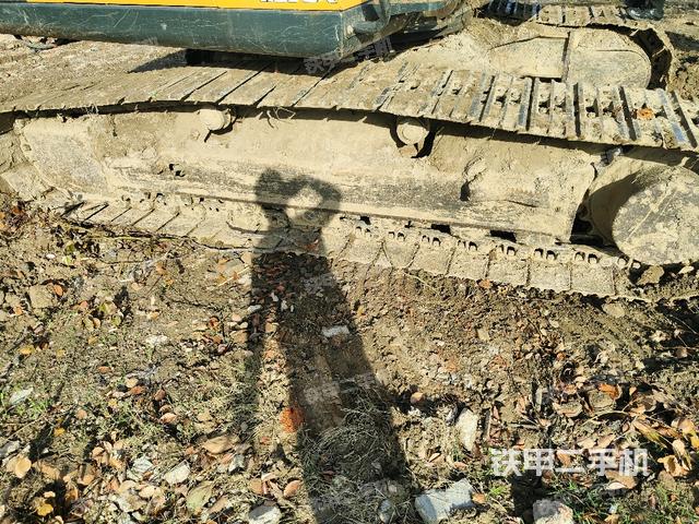 右侧履带整体（行走机构）