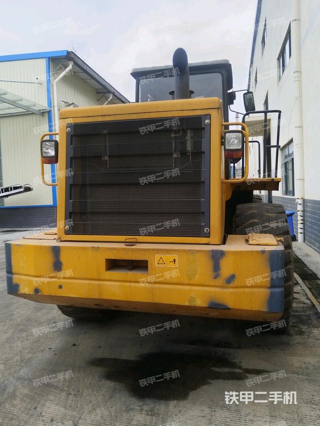 正后方（整机外观）