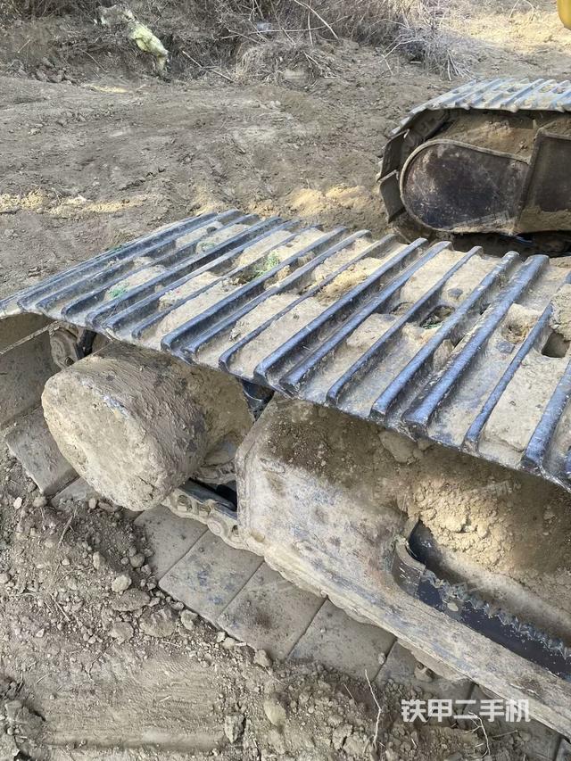 单侧履带整体（整机外观）