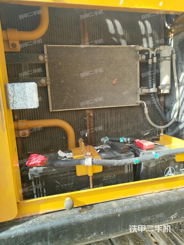 散熱器正面（大件艙室）