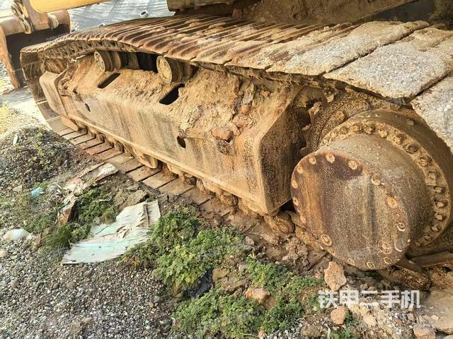 单侧履带整体（整机外观）