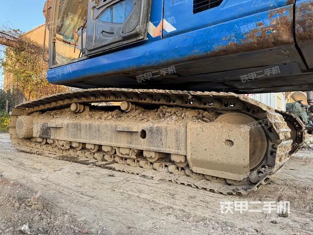 单侧履带整体（整机外观）