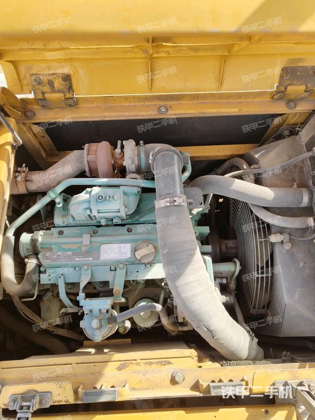 发动机整体俯视（整机外观）