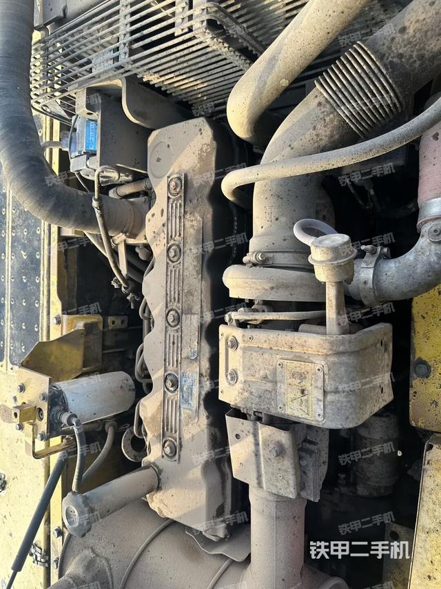 发动机整体俯视（整机外观）