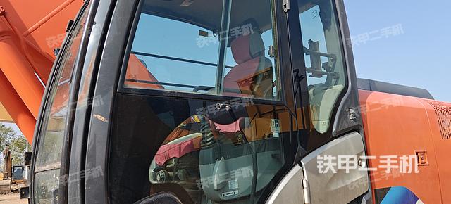 驾驶室整体（整机外观）