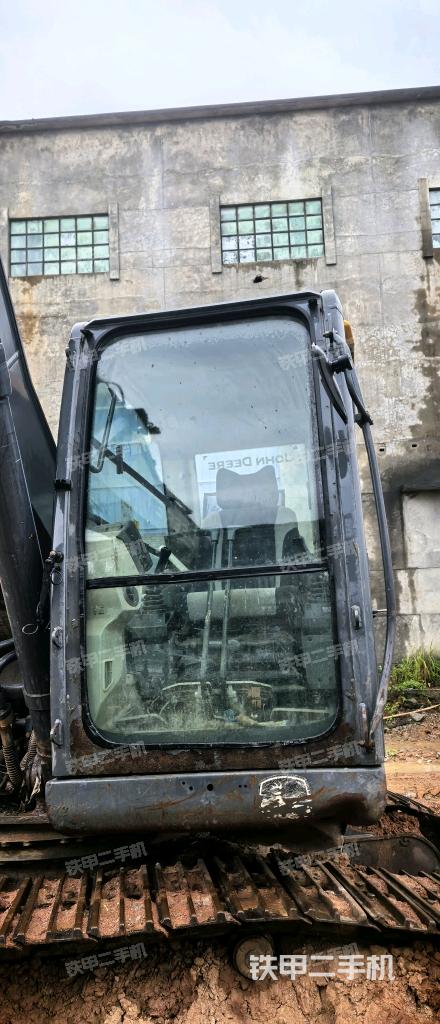 驾驶室整体（整机外观）