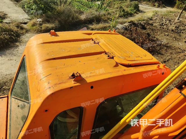 驾驶室顶部俯视（上车部件）