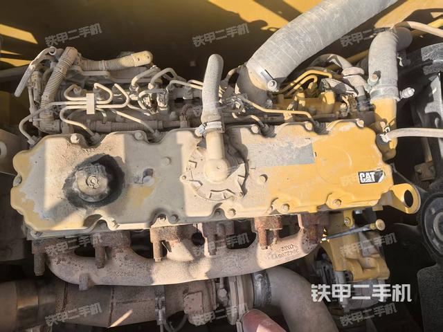 发动机整体俯视（整机外观）