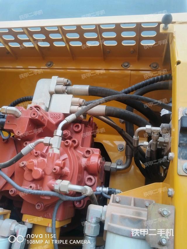 液壓泵斜45?左（大件艙室）