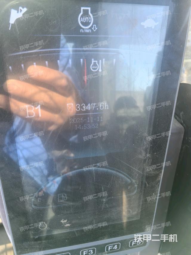 驾驶室正侧（驾驶室部分）