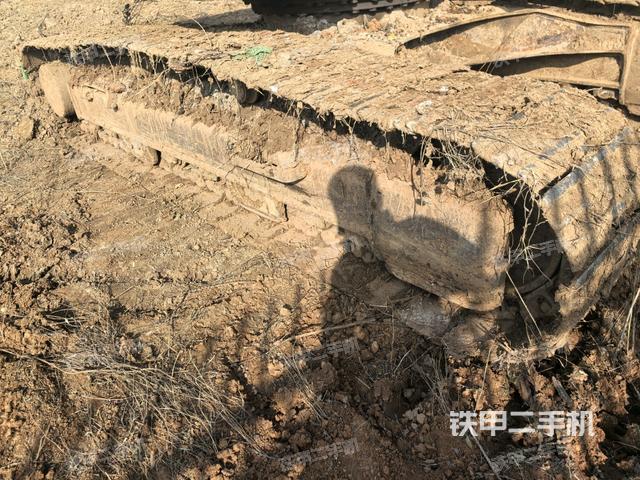 左侧履带整体 （行走机构）