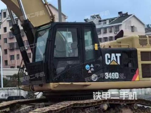 駕駛室整體（整機外觀）