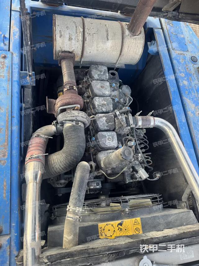 发动机整体俯视（整机外观）