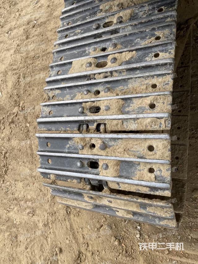 單側(cè)履帶整體（整機外觀）