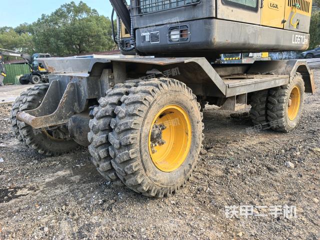 单侧履带整体（整机外观）