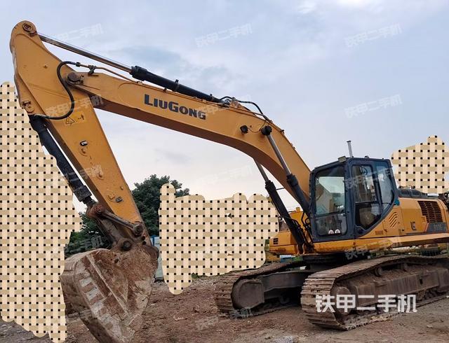 驾驶室整体（整机外观）