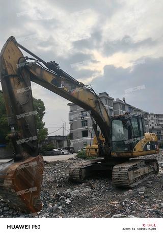 卡特彼勒320D进口挖掘机