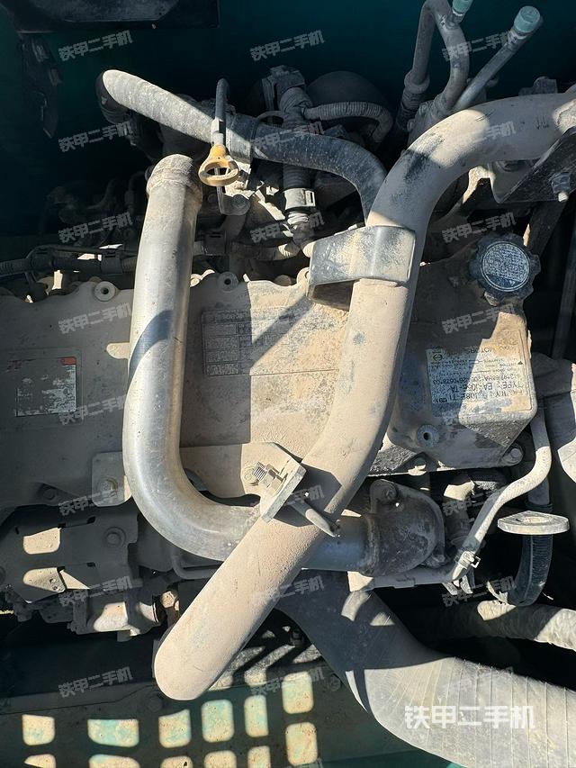 发动机整体俯视（整机外观）