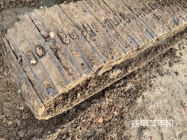 單側(cè)履帶整體（整機外觀）