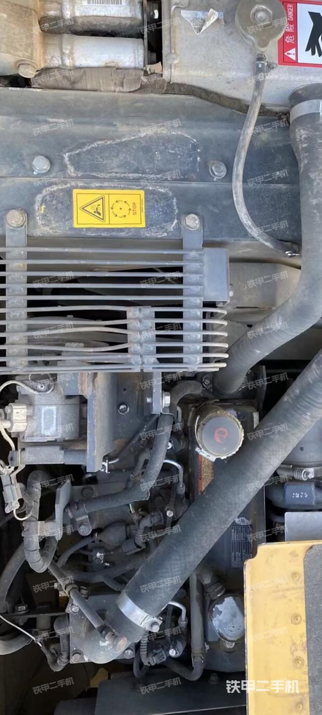 發(fā)動機(jī)整體俯視（整機(jī)外觀）