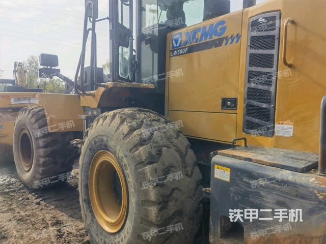 驾驶室工作台（整机外观及大件）