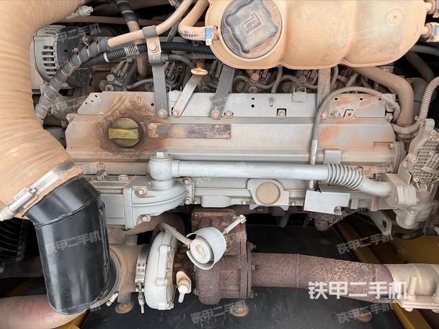 气门室盖螺丝特写（上车部件）