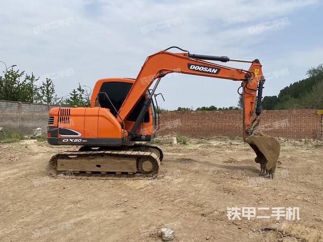 整機右后45°（整機外觀）