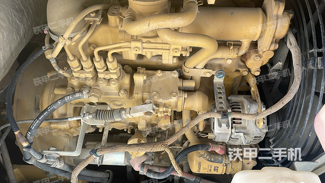 发动机整体俯视（整机外观）