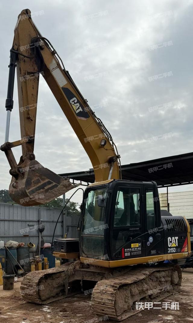 卡特彼勒CAT®313D2 GC 小型液压挖掘机