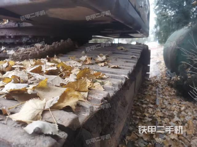 單側(cè)履帶整體（整機(jī)外觀）