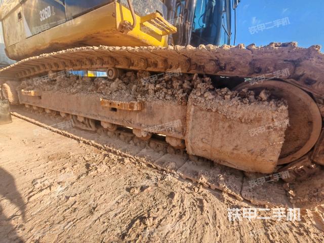 单侧履带整体（整机外观）