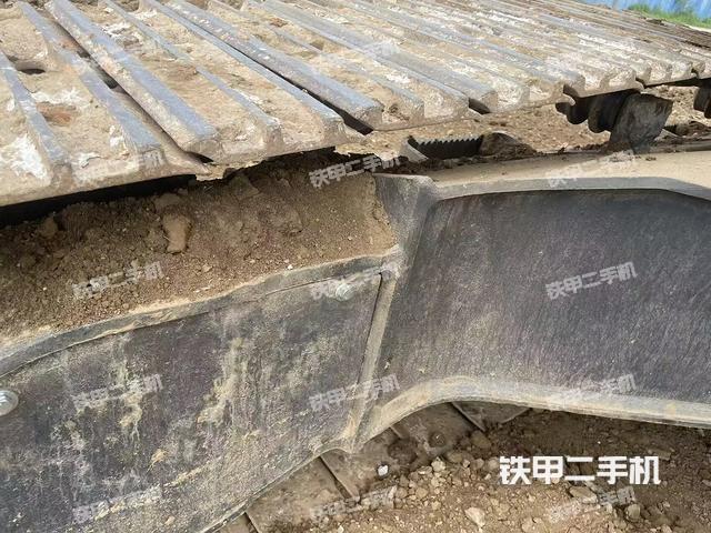 單側(cè)履帶整體（整機(jī)外觀）