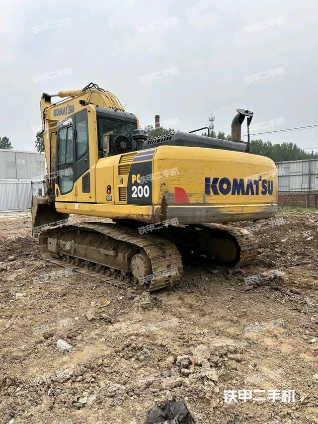小松PC200-8M0挖掘机
