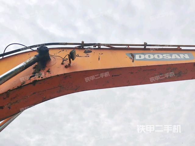 大臂整體?右側(cè)（工作和回轉(zhuǎn)裝置）